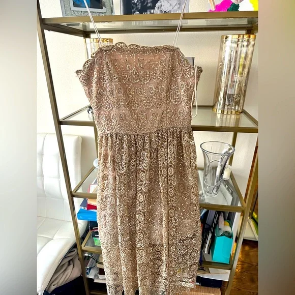 Alice + Olivia | Dresses | Alice And Olivia Gold Lace And Sequin Dress |  Poshmark